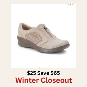 🆕 Bzees Florence Zip-Top Sneakers